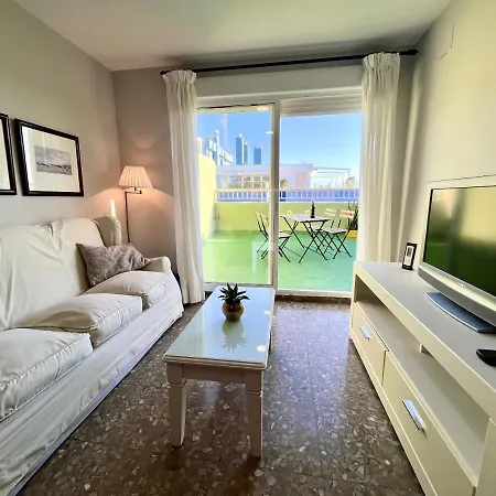 Apartment Gatu Lucero, Preferente Mayores De 25 Anos Y Familias